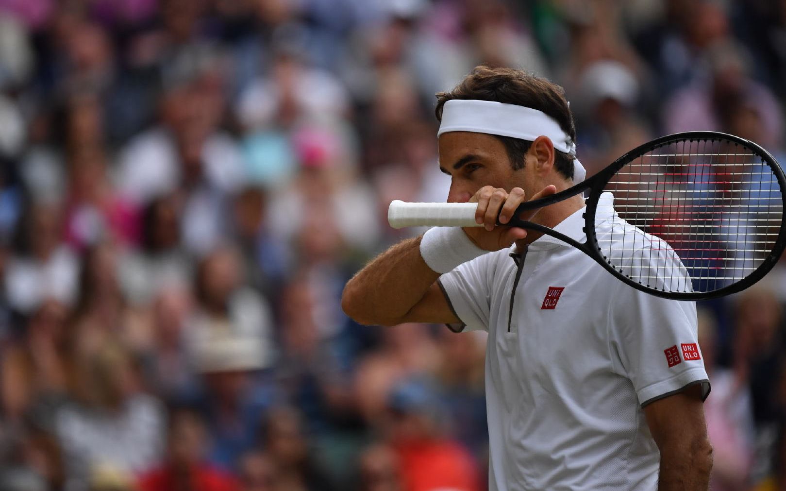 关于费德勒在MAD比赛中突破纪录，战术调整引发热议！的信息